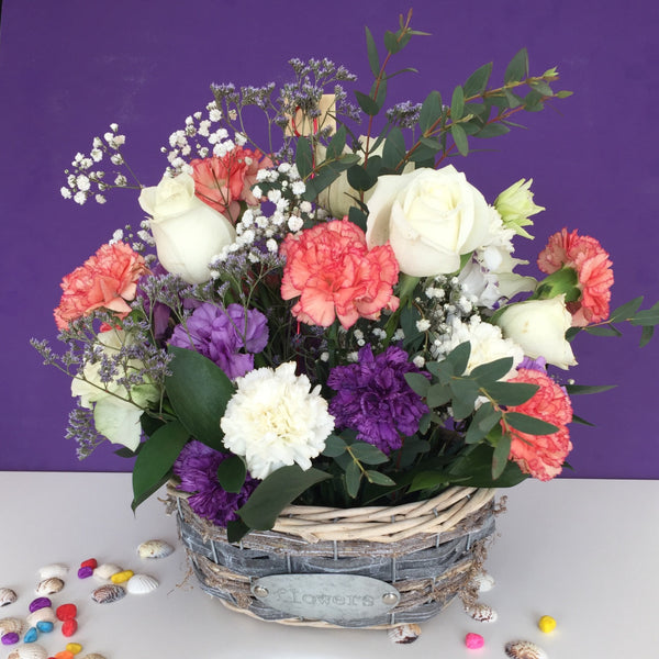 Flower Basket 01 - Mixed Flowers -  Decors - The Flower Station 